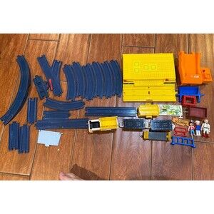 Tomy 1988 1989 Vintage Train Track Crane Station parts